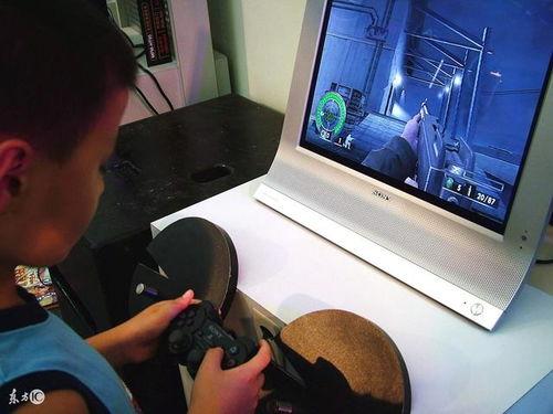 吃瓜情侣玩vr,吃瓜情侣的VR甜蜜体验