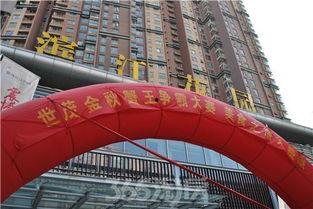 南京滨江世贸吃瓜,吃瓜群众的夏日狂欢现场