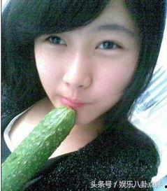 美女吃的小瓜,美女品味独特小瓜美食之旅