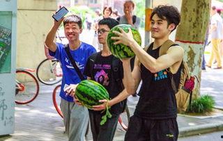 学生免费吃瓜视频