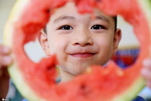 幼儿园吃瓜幼儿吃瓜比赛
